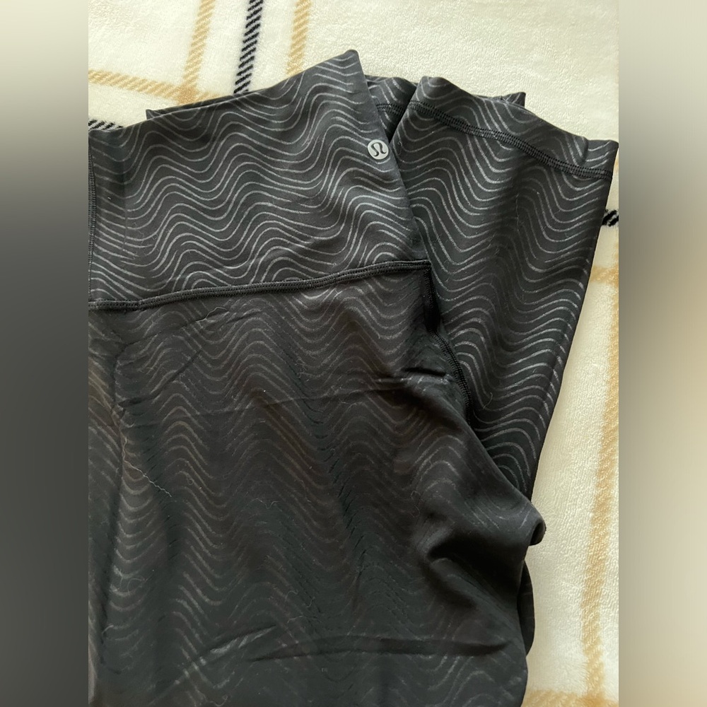 Lululemon atlética legins women’s size 8